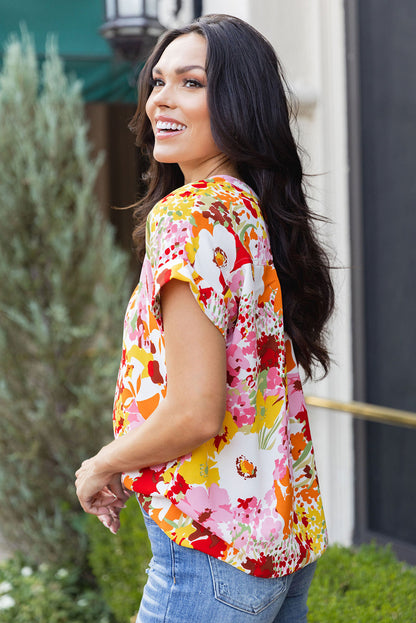 Top de manga corta con cuello en V y estampado floral bohemio