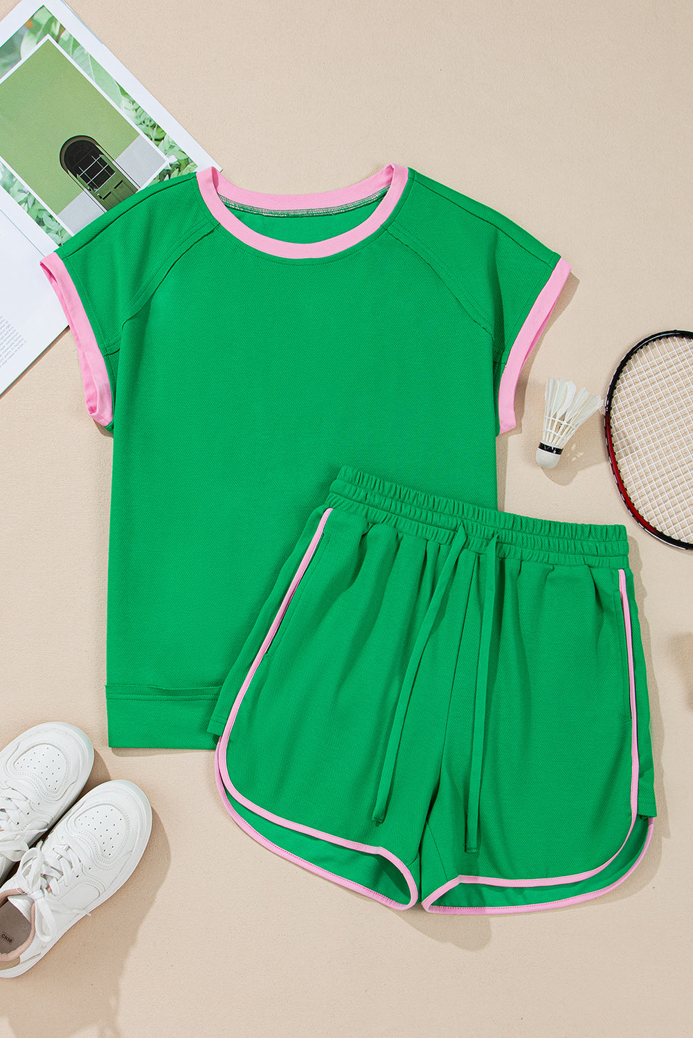 Ensemble t-shirt ras du cou et short texturés bicolores vert vif