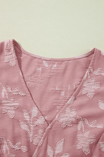 Robe grande taille à volants et col en V à imprimé floral et fleurs de pêcher