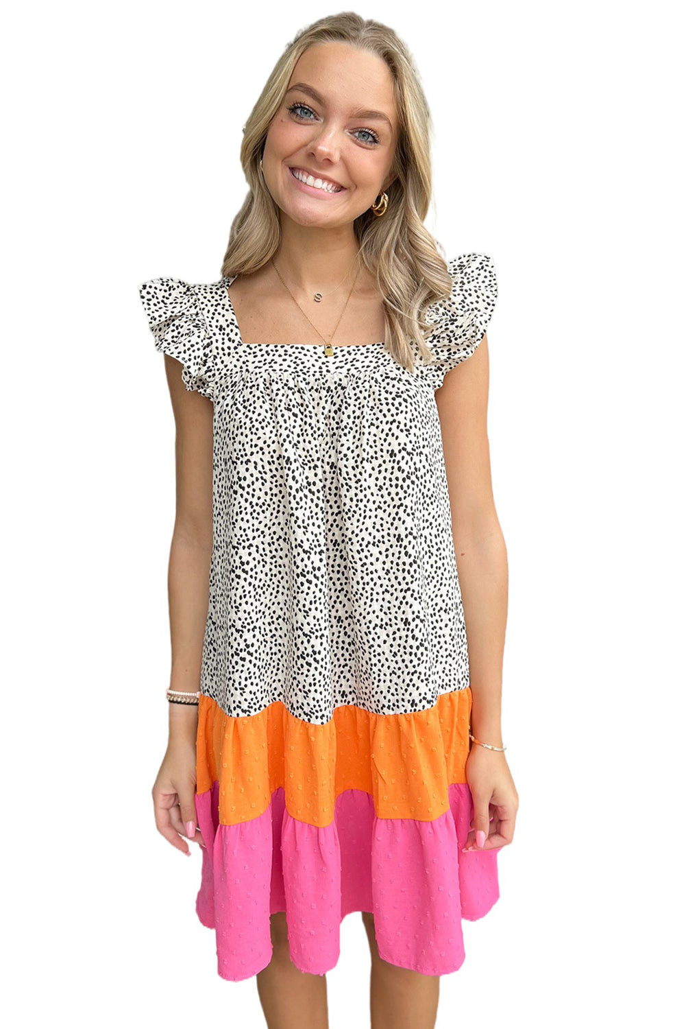 Blusa de guepardo con cuello con volantes y mangas 3/4 de color caqui 