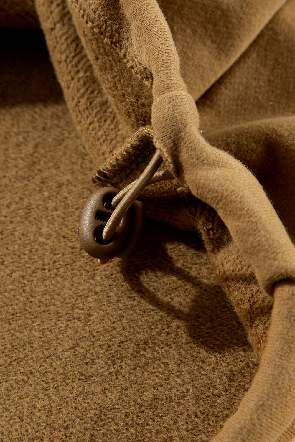 Sweat à capuche ample doublé en polaire marron avec poches kangourou à demi-fermeture éclair