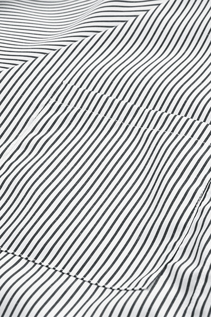 Camisa Boyfriend de rayas con puños fruncidos y bolsillo