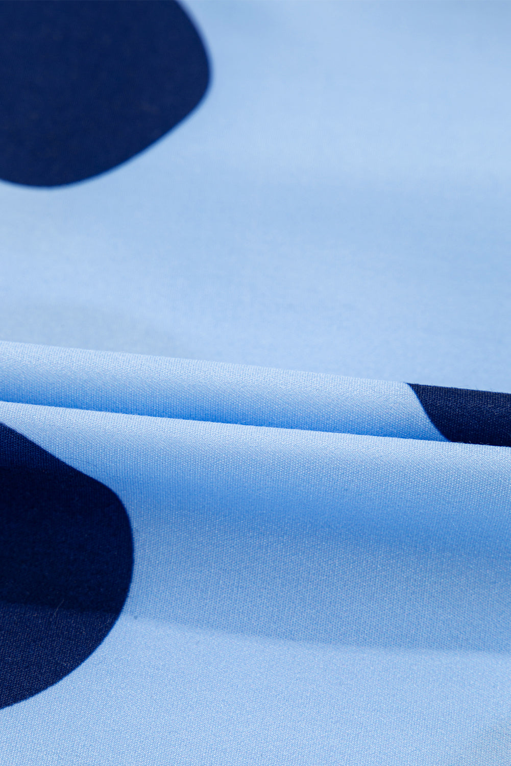 Chemisier boutonné à manches courtes et col boutonné à imprimé pois bleu ciel