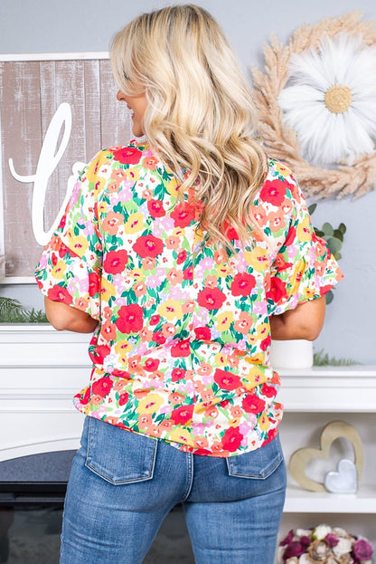 Blusa con cuello en V y manga corta con volantes y estampado floral 