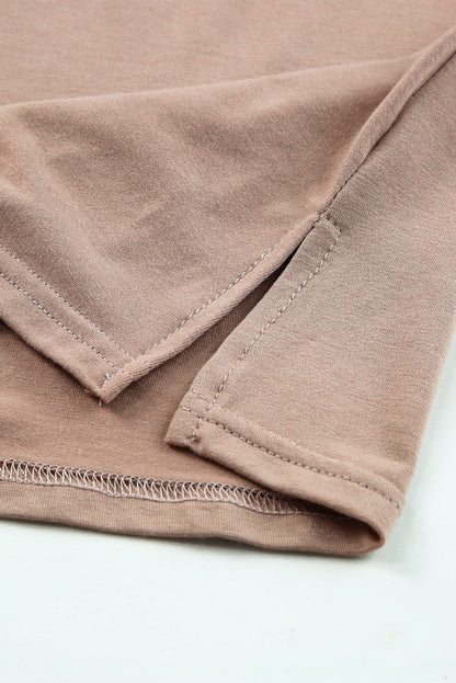 Top caqui de talla grande con bloques de color y canesú de leopardo 