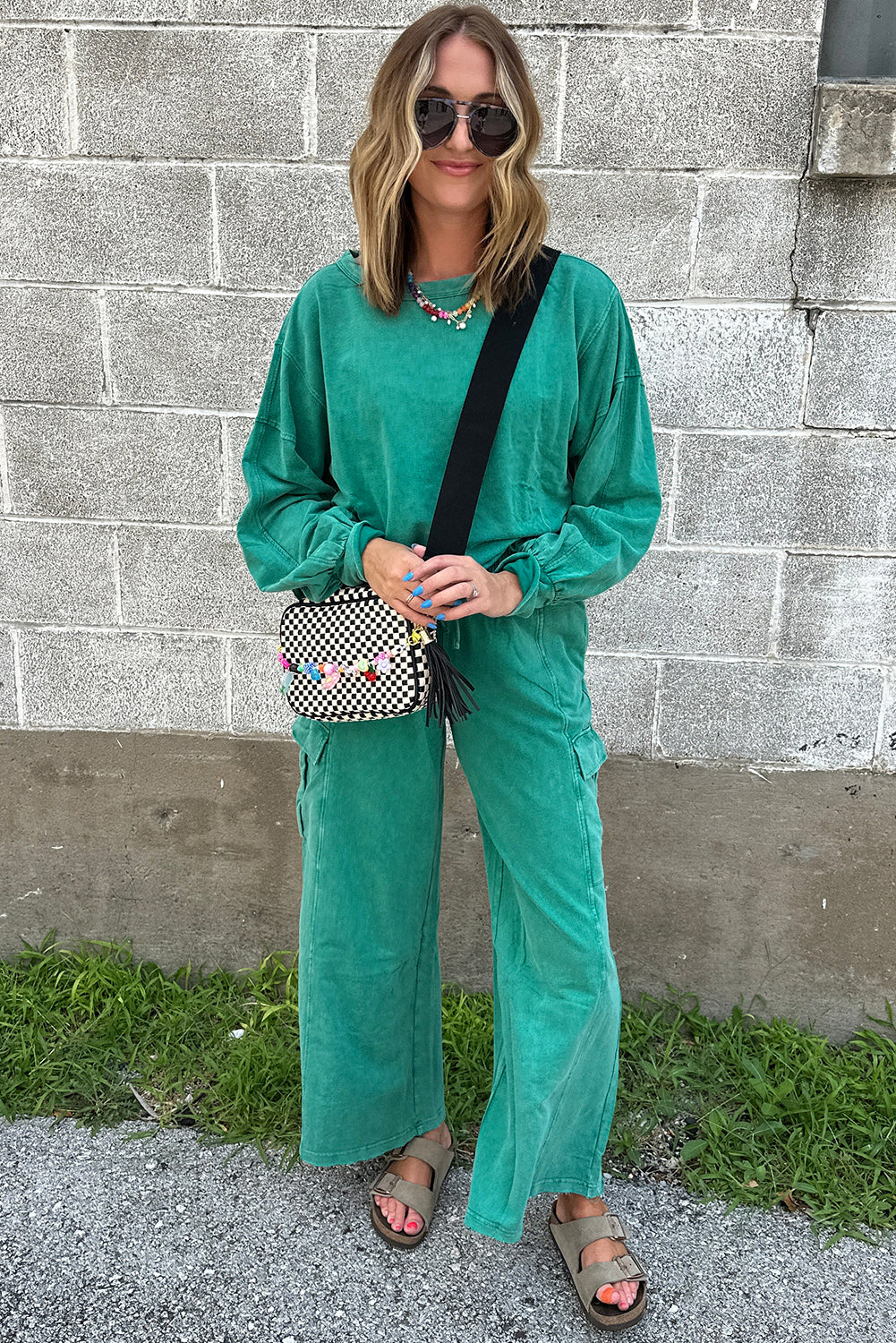 Ensemble pull-over et pantalon cargo couleur unie délavé minéral Lapis