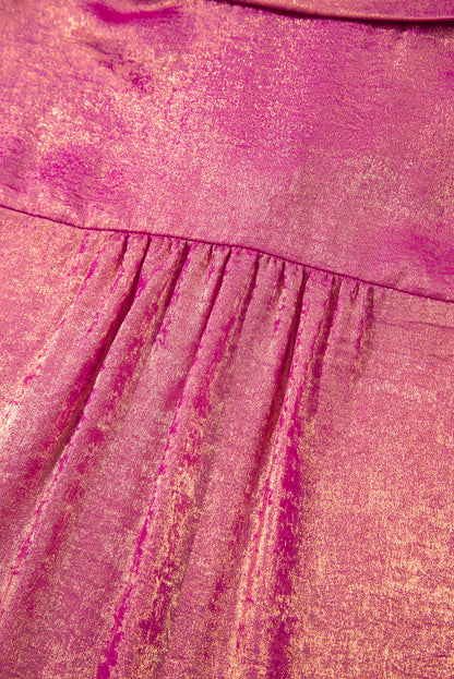 Chemise décontractée boutonnée à manches courtes et à reflets métallisés rouge rose