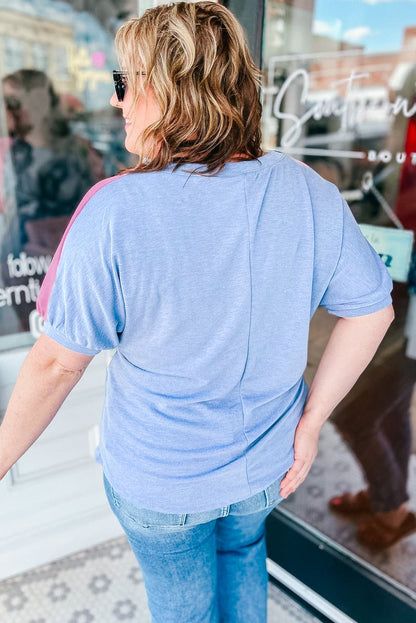 T-shirt grande taille bleu ciel à imprimé léopard et patch colorblock