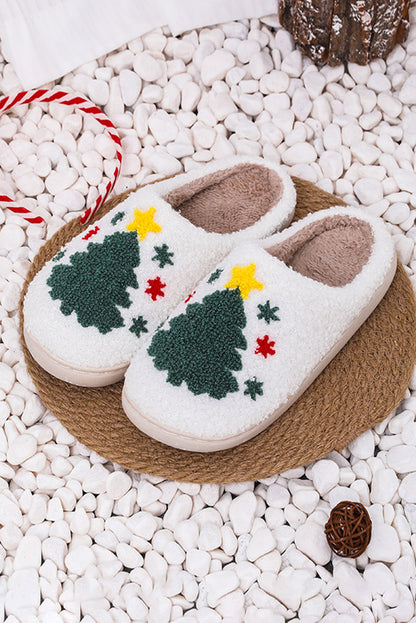 Chaussons blancs à motif sapin de Noël 