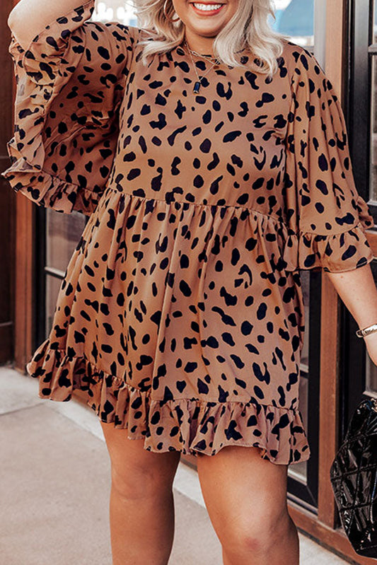 Vestido recto de leopardo con volantes de talla grande 