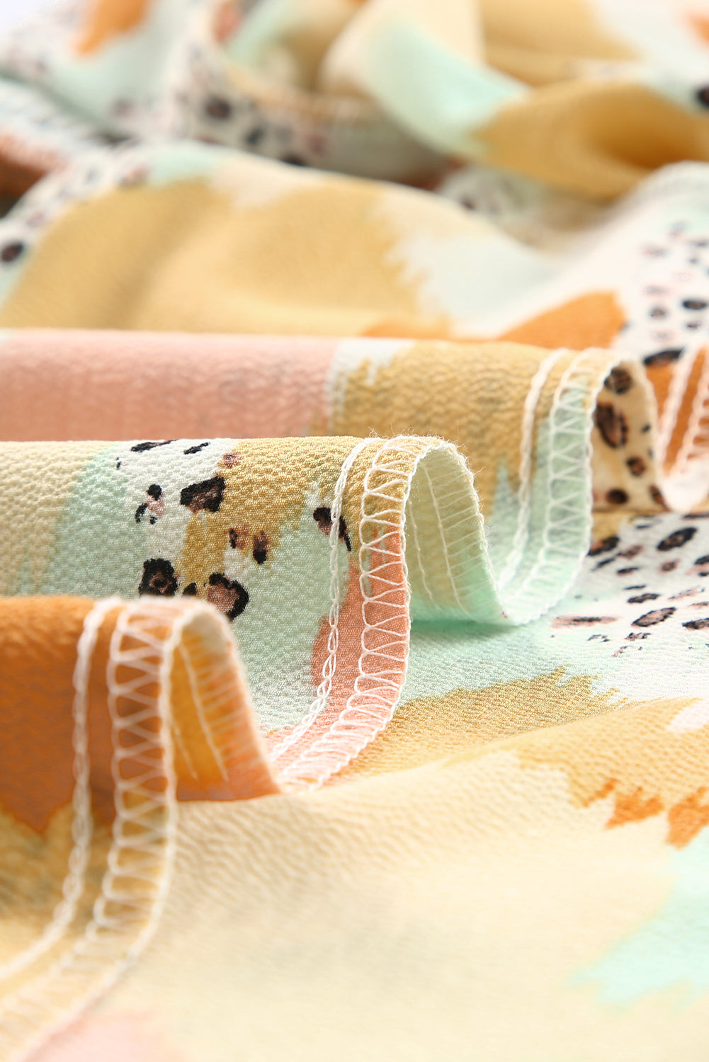 Blusa de manga larga con estampado abstracto multicolor