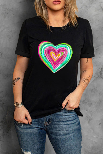 T-shirt noir à col ras du cou et imprimé cœur Saint-Valentin