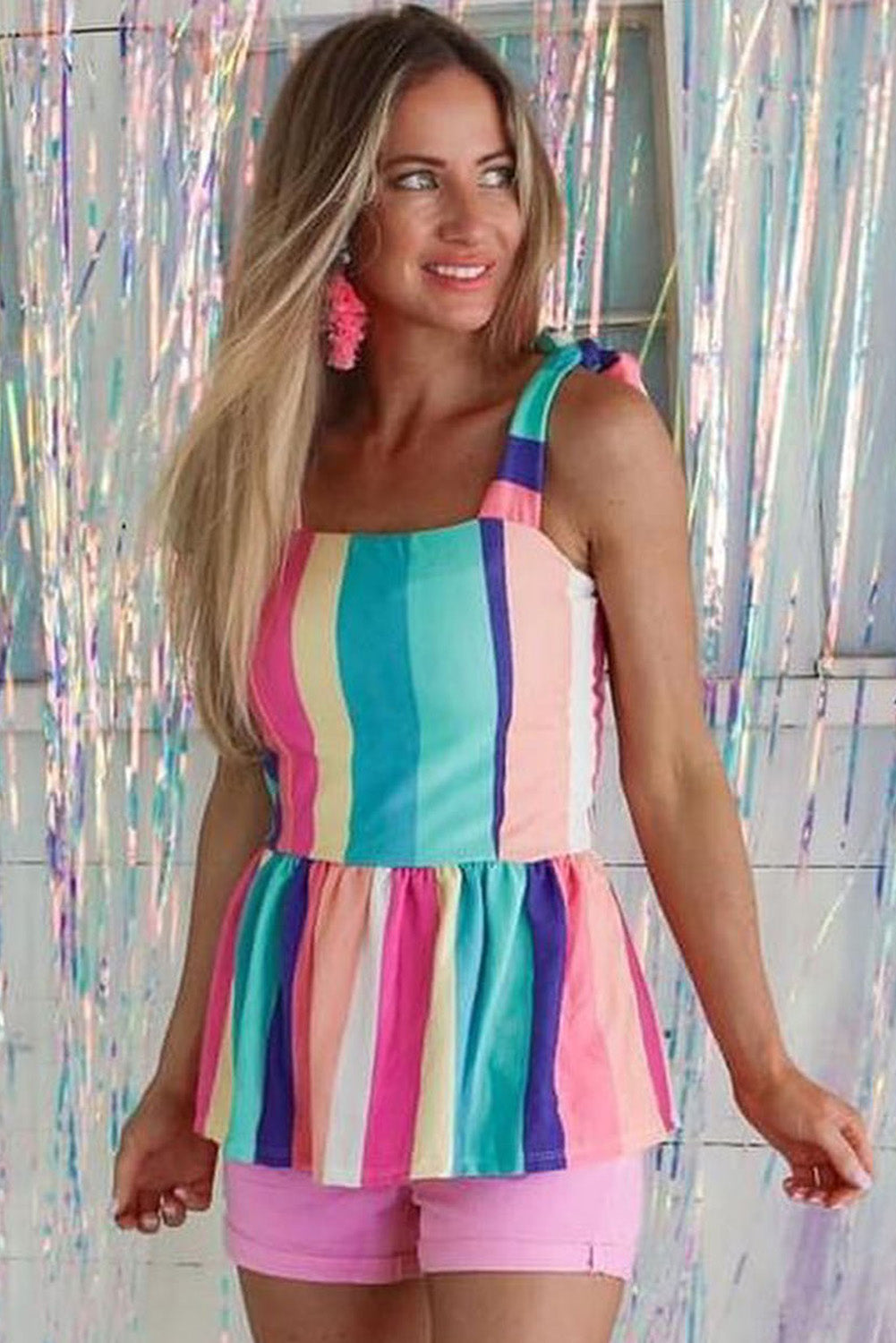 Robe longue à rayures multicolores et bretelles à nœud papillon