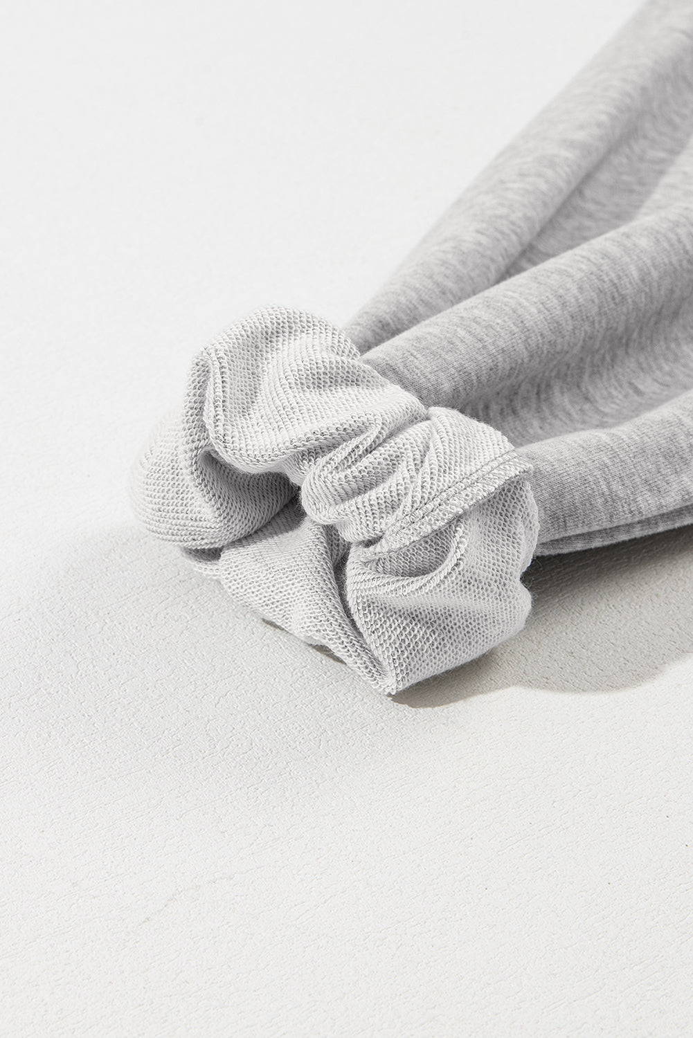 Sweat à capuche surdimensionné gris clair uni avec poche kangourou et demi-fermeture éclair