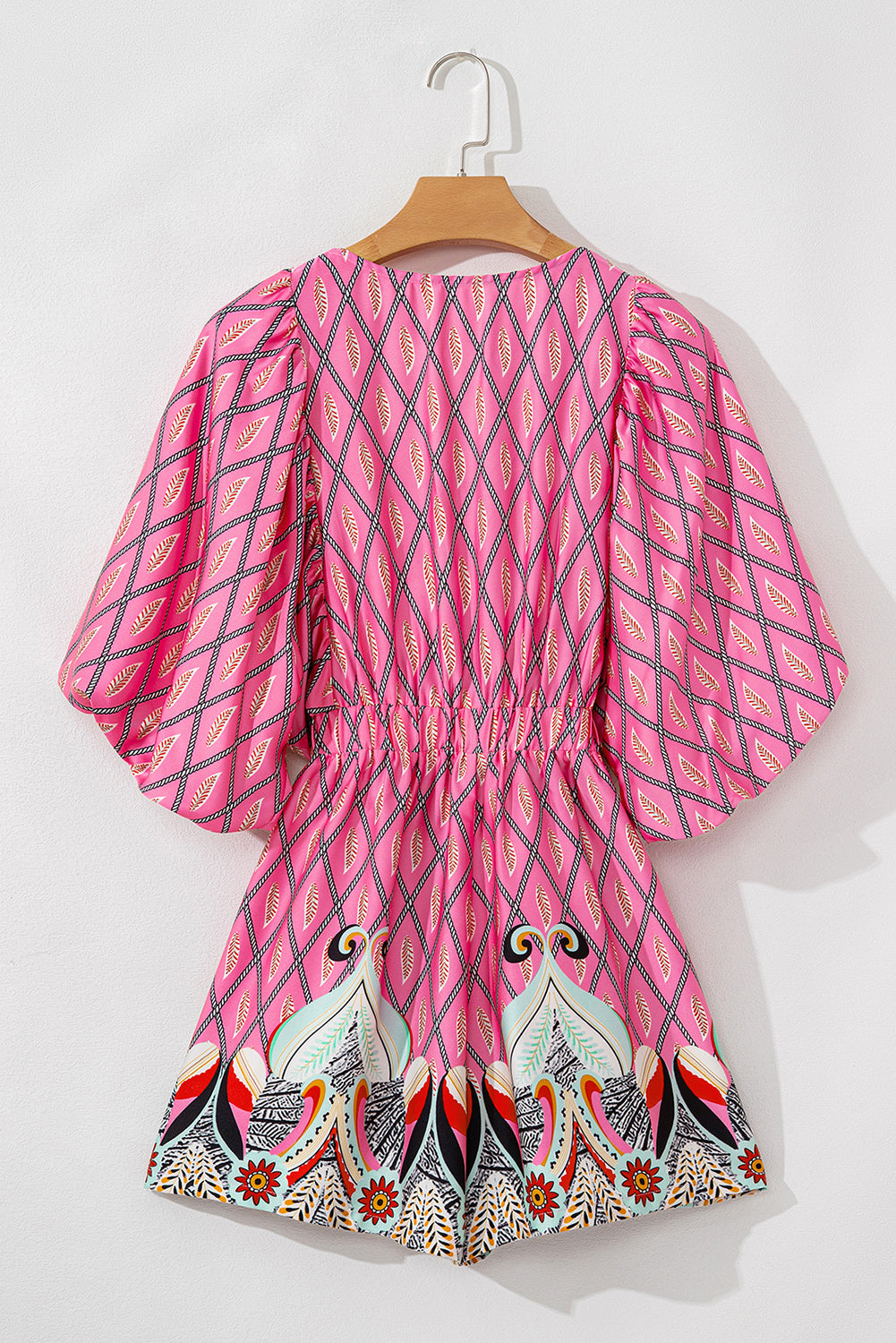 Combinaison taille haute à col en V et imprimé géométrique cachemire rose