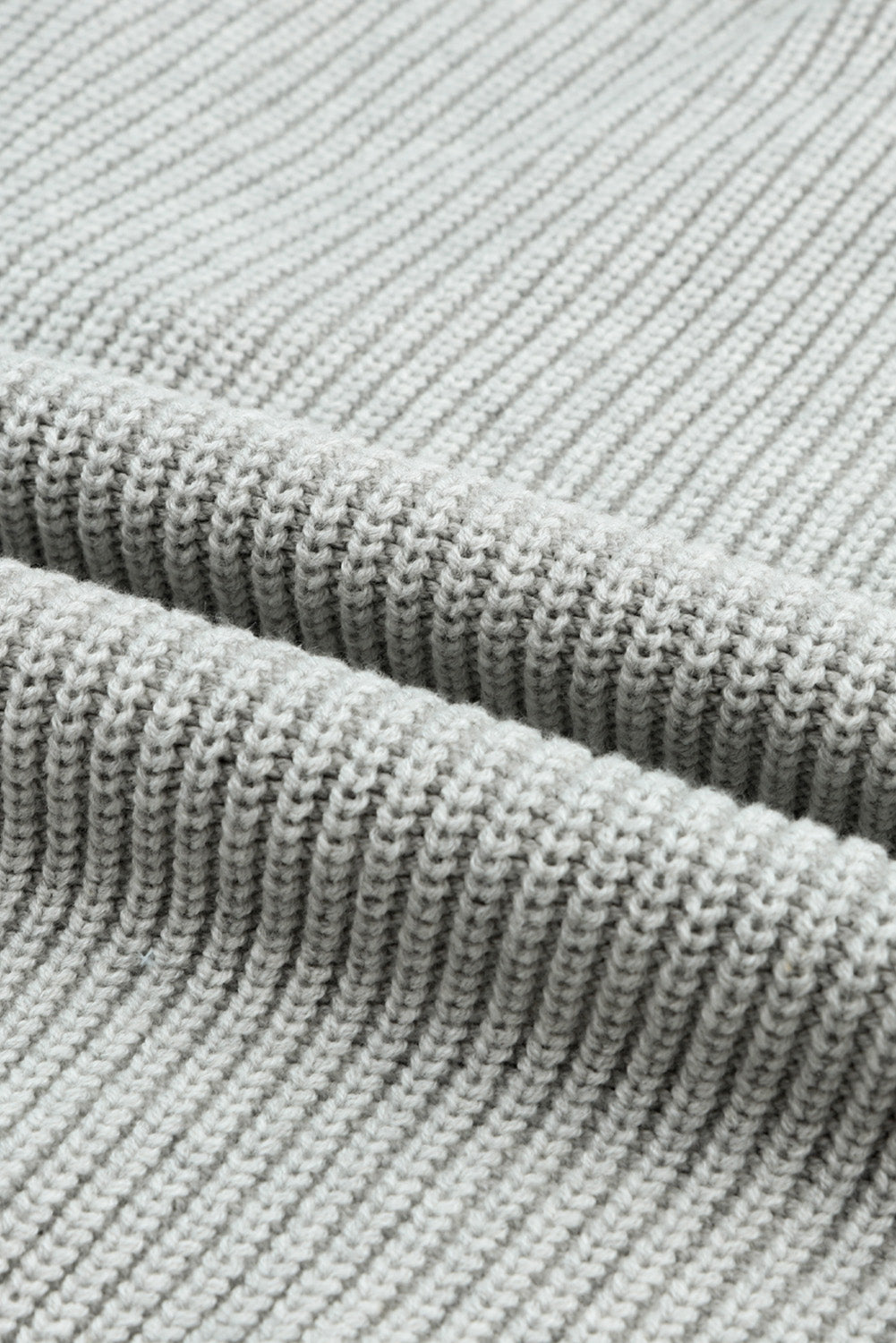 Conjunto de pantalón casual y suéter con cuello en V de punto negro