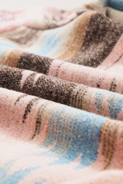 Manteau rose à imprimé aztèque occidental en sherpa avec poches à rabat boutonnées