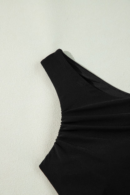 Ensemble haut de bikini asymétrique en maille plissée noire et jupe