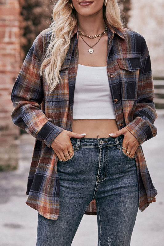 Camisa con bolsillo con solapa y estampado de cuadros multicolor 