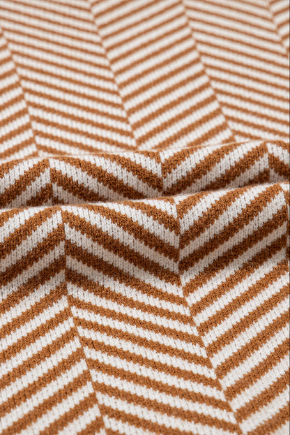 Pull ras du cou à épaules tombantes et bords contrastés couleur café