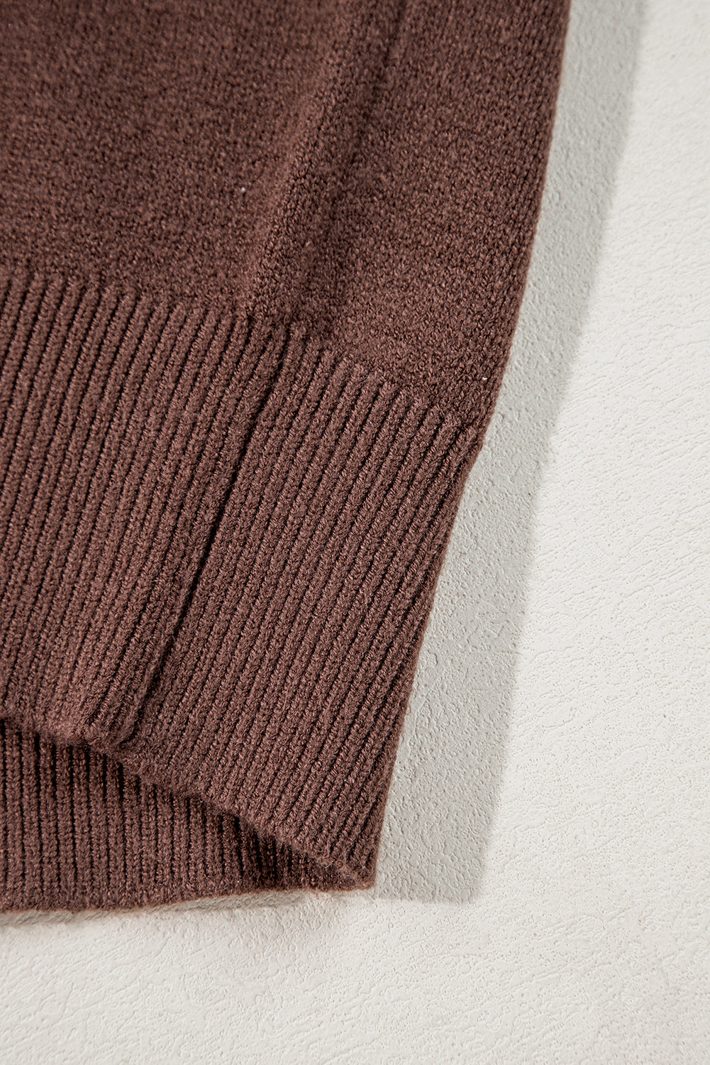 Pull à col montant avec motif de bottes Howdy Western Coffee