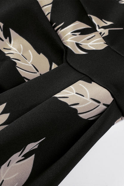 Robe mi-longue moulante fendue à épaules dénudées et imprimé floral bleu foncé