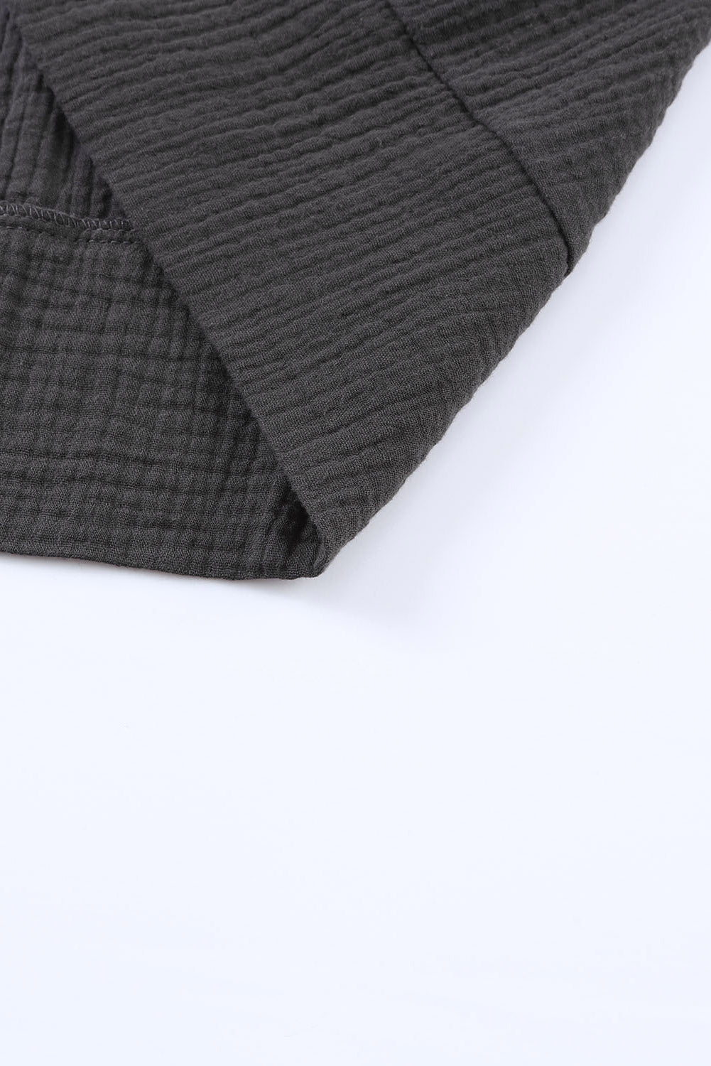 Minivestido babydoll enrollable de manga corta con cuello en V