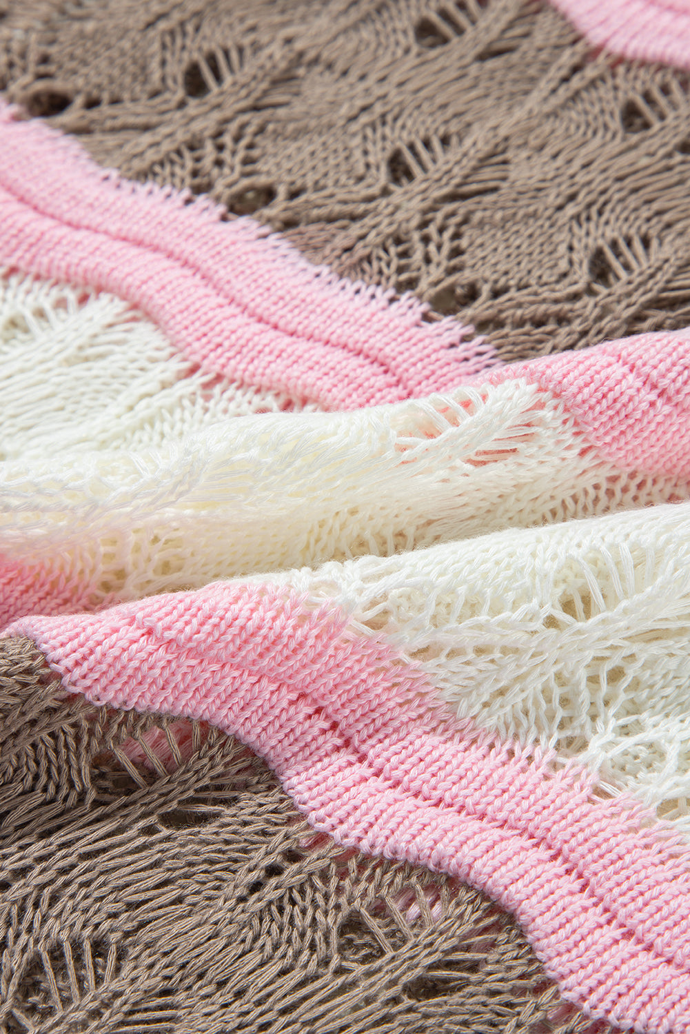 Pull à manches mi-longues en crochet ajouré à rayures marron et blocs de couleurs