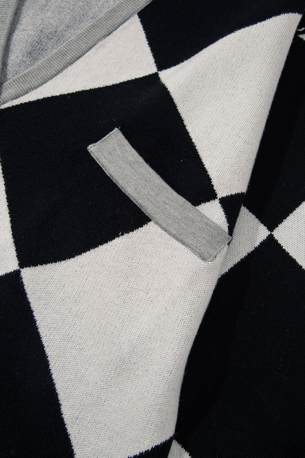 Cardigan ample boutonné à épaules tombantes et colorblock noir