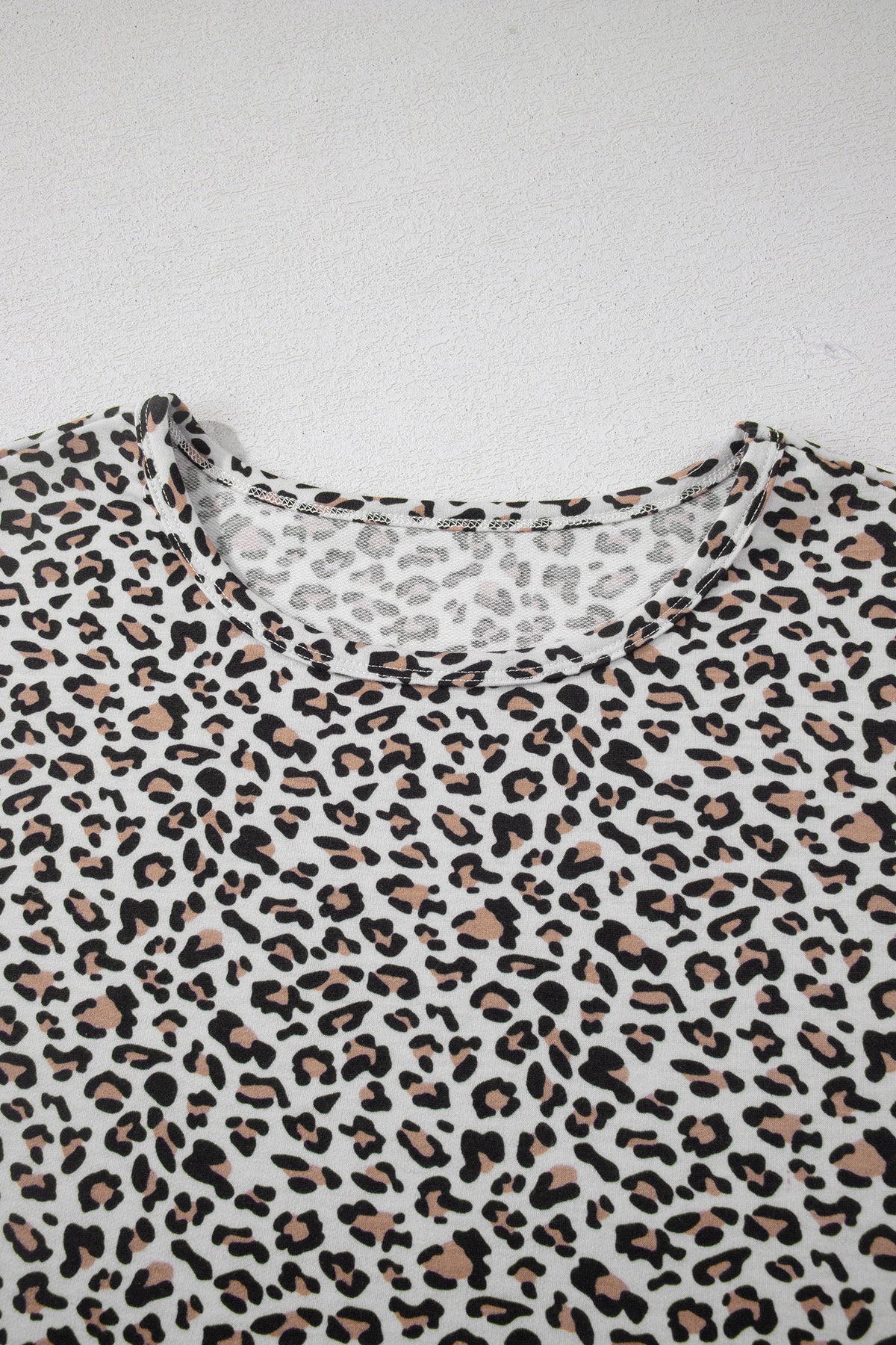White Leopard High-Low Loose Tee Ankle Length Pants Set