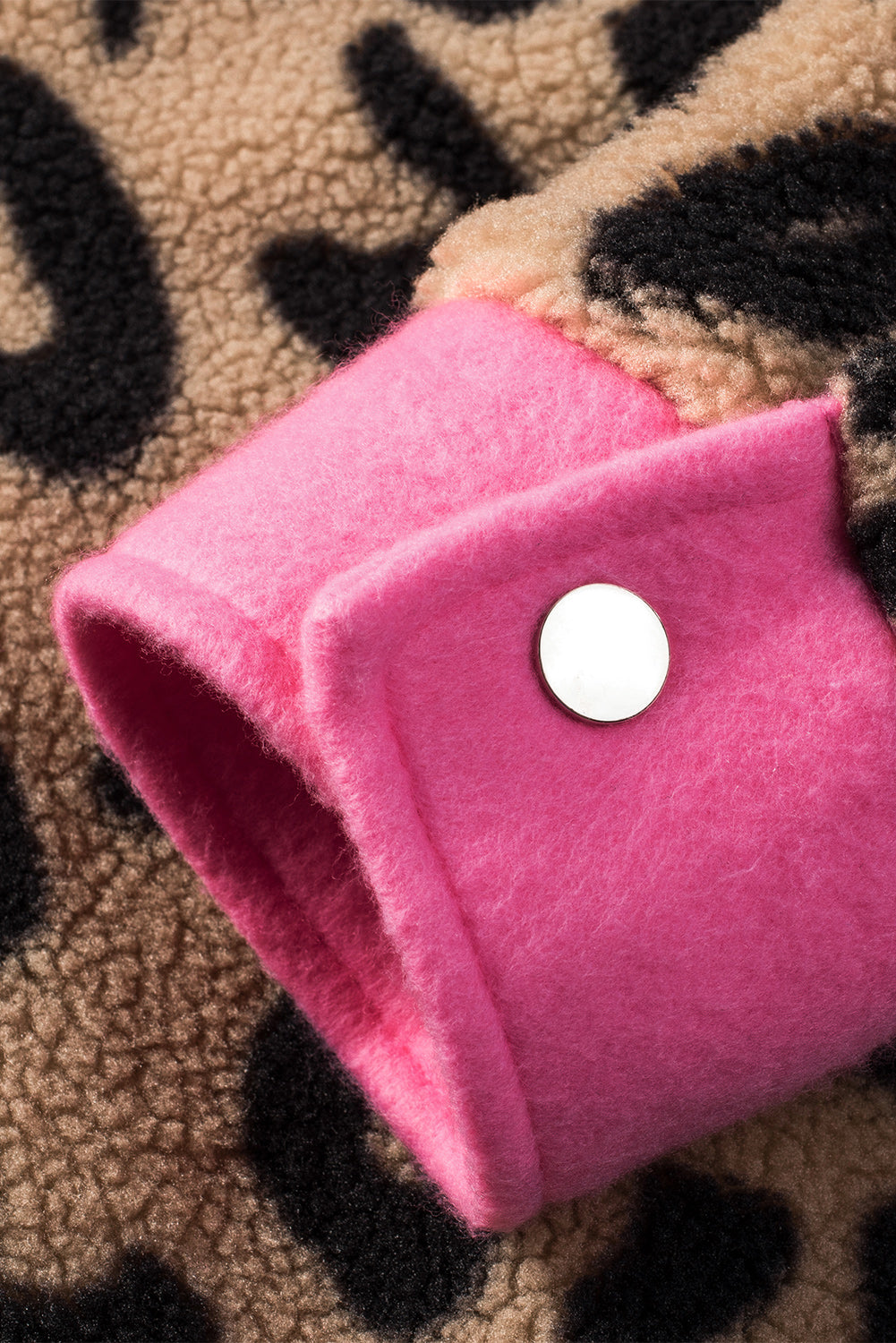 Veste Teddy léopard à bordure contrastante