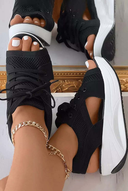 Sandales compensées à lacets et bout ouvert en maille