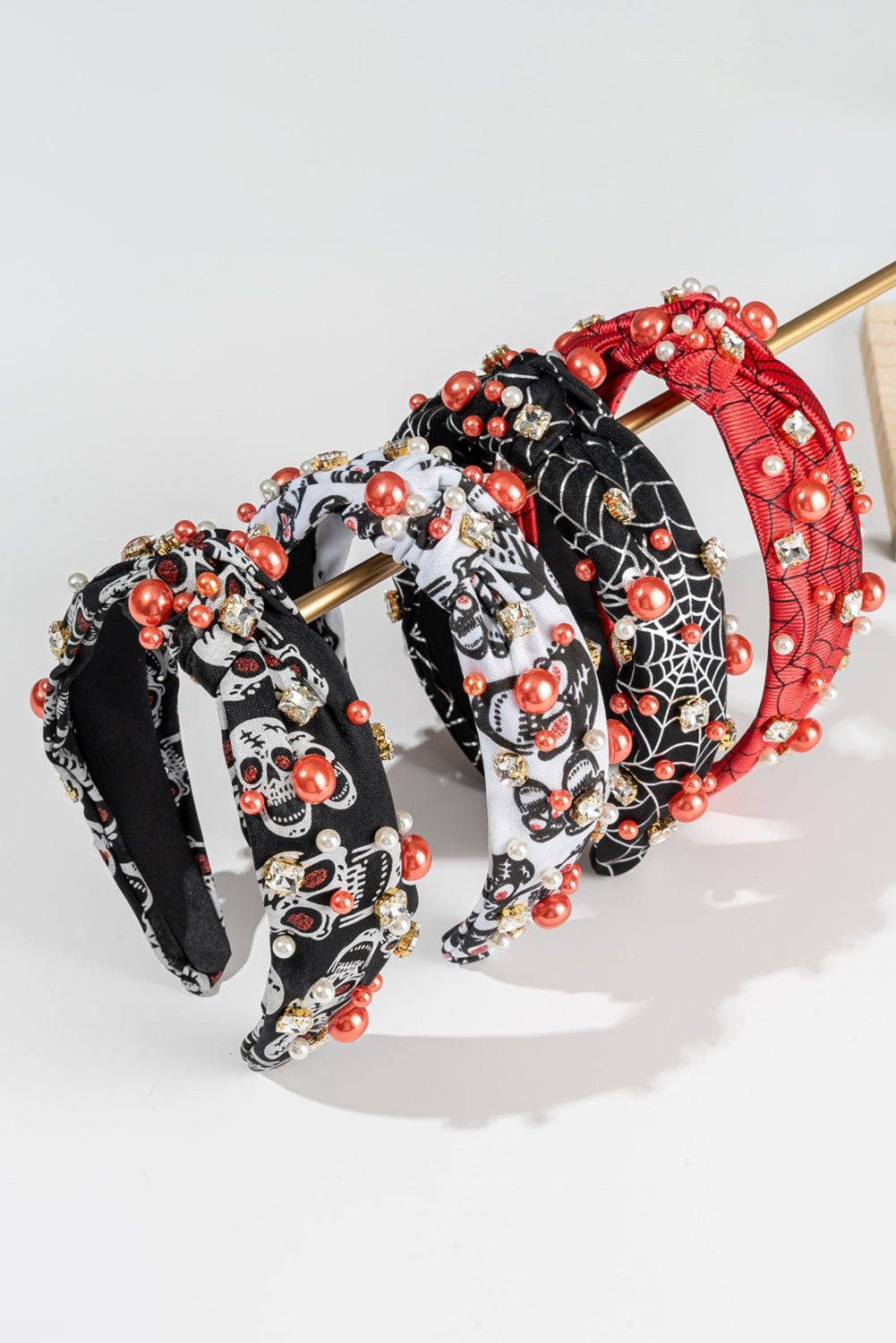 Serre-tête d'Halloween en toile d'araignée nouée avec strass et perles noires