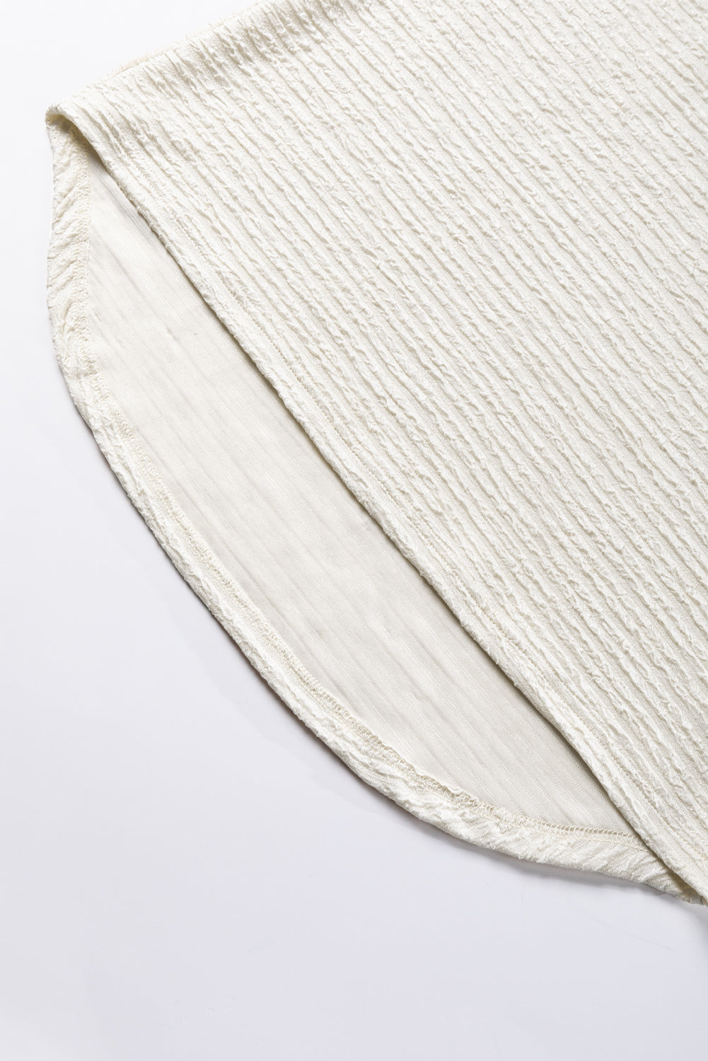 T-shirt kaki pâle texturé à manches larges et col en V