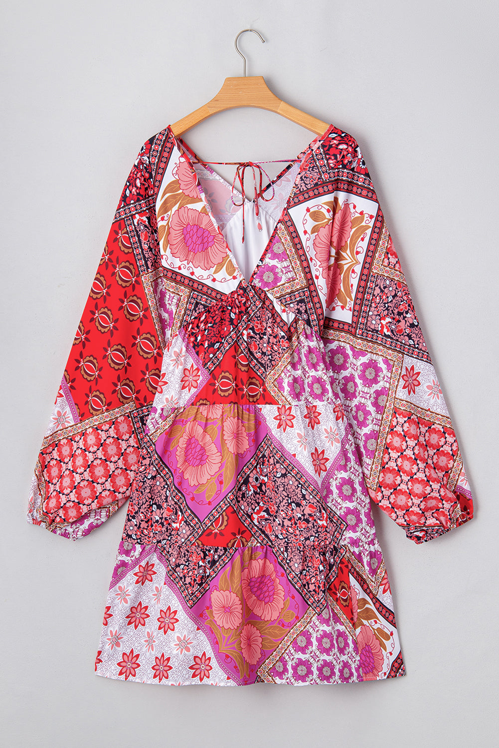 Robe grande taille à manches longues, col en V, lacets, imprimé floral, rose et bleu