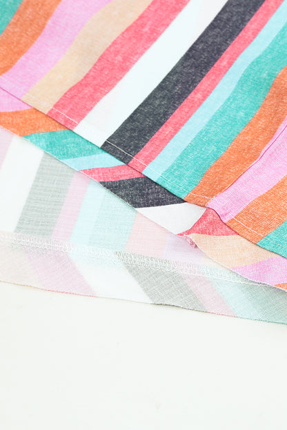 Top de manga japonesa con volantes escalonados y rayas multicolor