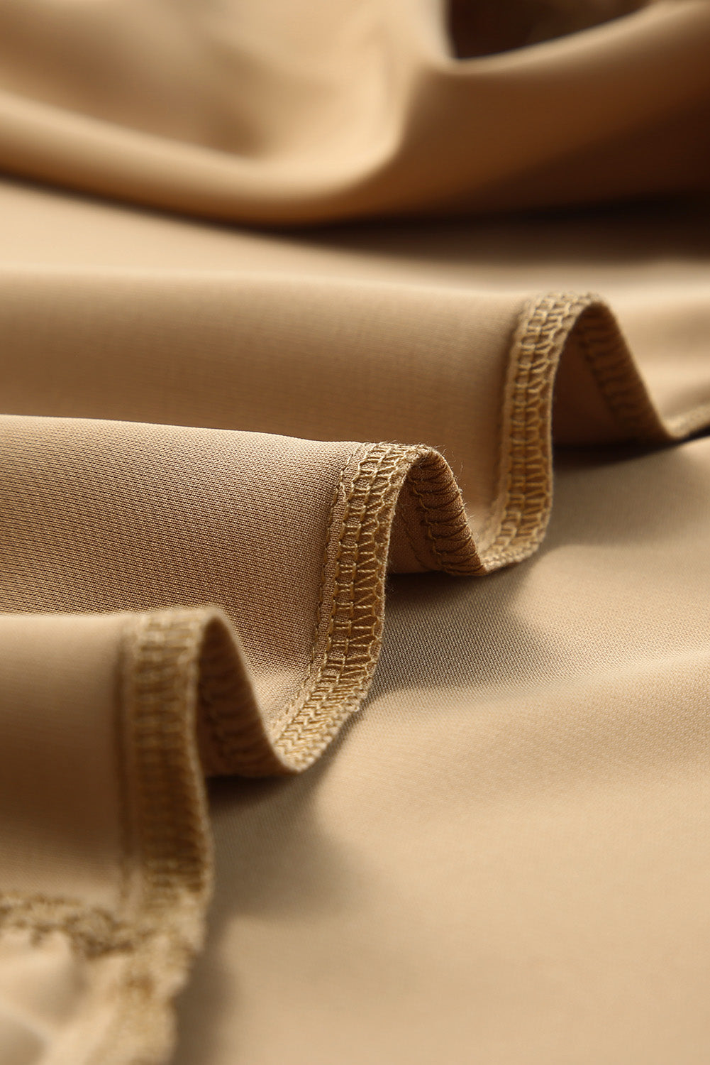 Chemisier oversize kaki à manches courtes et bordure à volants