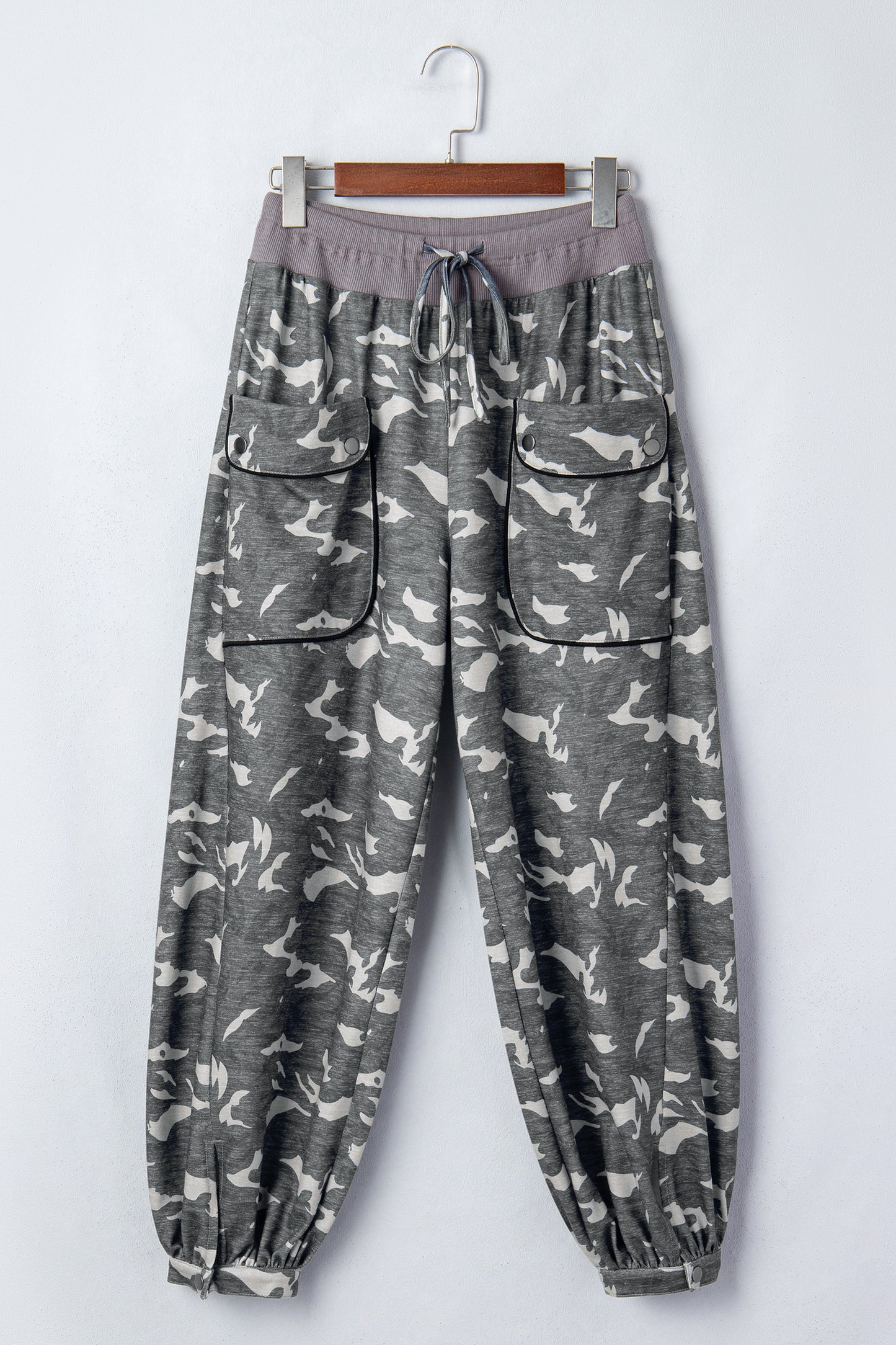 Multicolour Drawstring Contrast Waistband Camouflage Cargo Barrel Pants