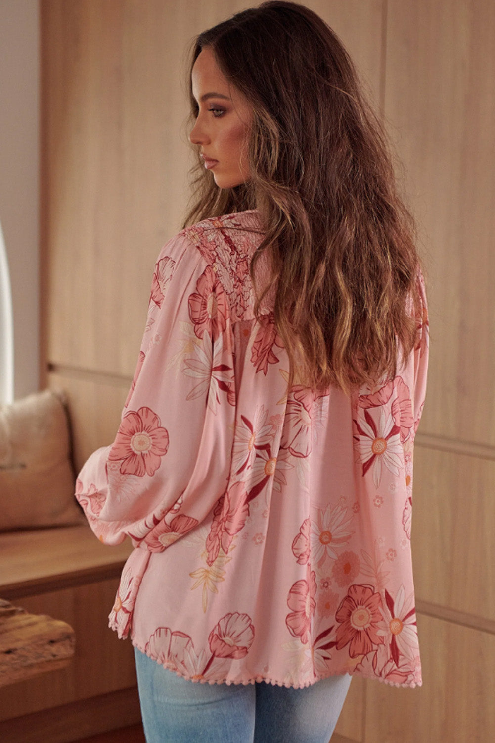 Chemisier multicolore à fleurs et pompons, col en V, manches bouffantes 