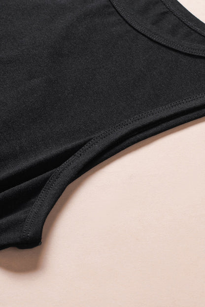 Minivestido sin mangas con cuello redondo y dobladillo arqueado fruncido