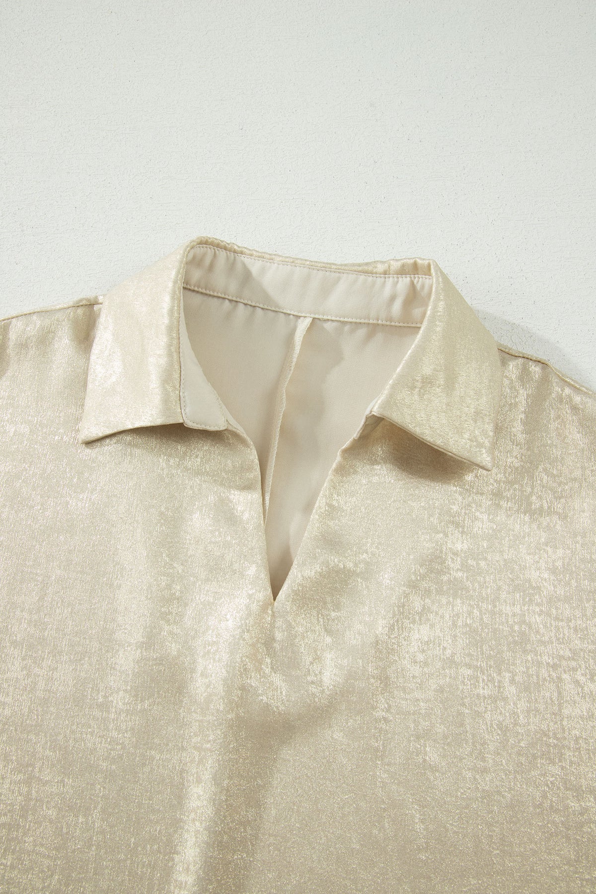 Casual Collared V Neck Half Sleeve Metallic Top
