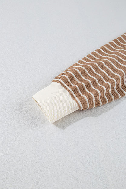 Haut à manches longues et col rond texturé à rayures kaki et bords rapiécés