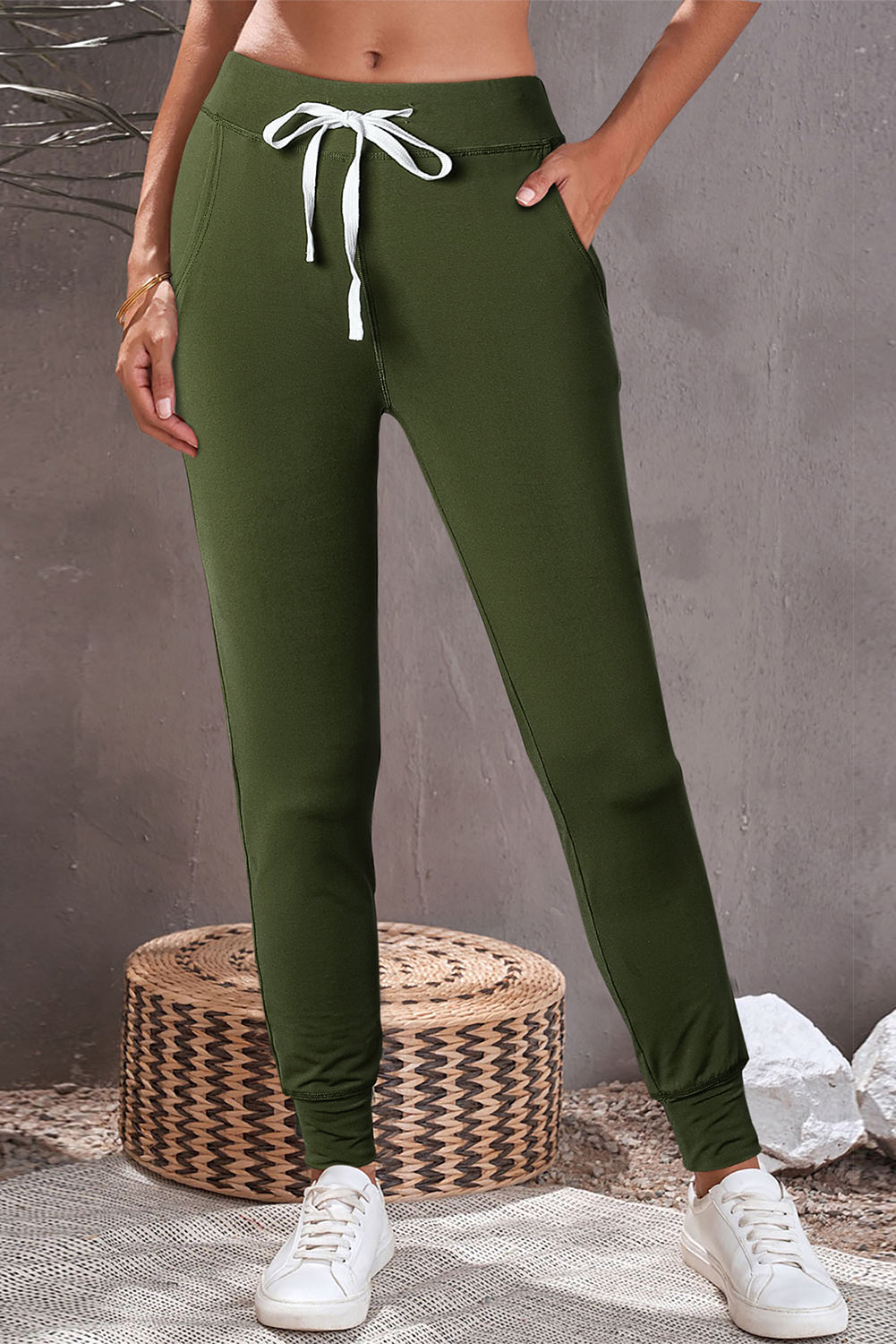 Pantalon de jogging vert mousse avec cordon de serrage à la taille et poches