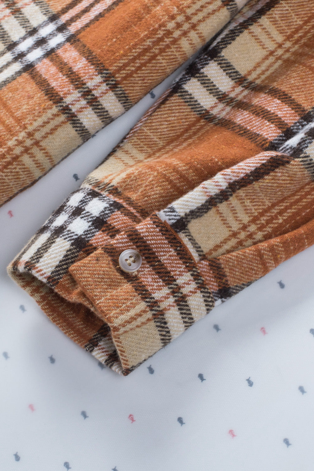 Chaqueta estilo camisa con patchwork en bloques de color a cuadros y bolsillo 