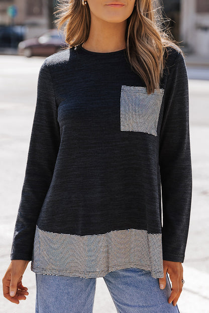 Top con dobladillo con volante y bolsillo de parche de lentejuelas