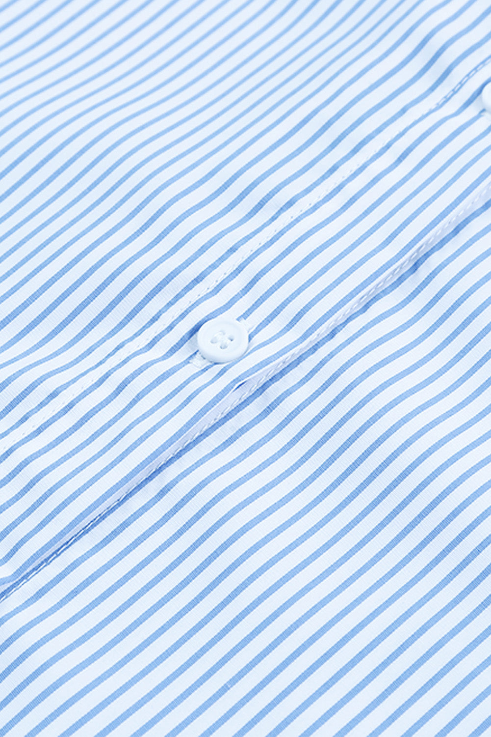 Camisa Boyfriend de rayas con puños fruncidos y bolsillo