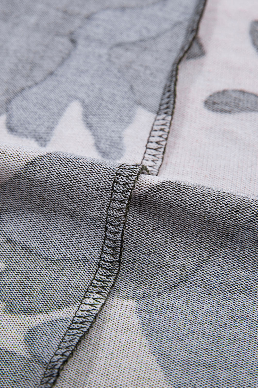 Cardigan long à imprimé camouflage vert