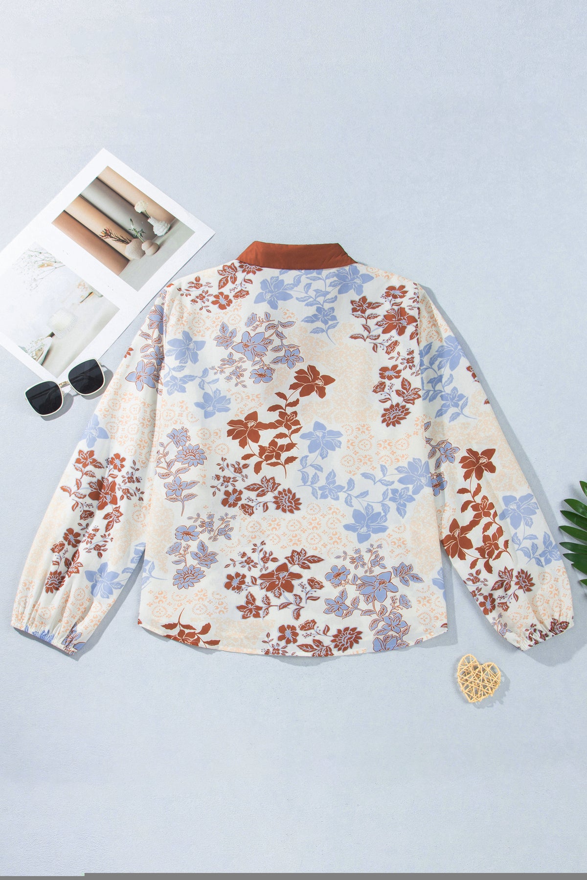White Plus Size Floral Print Contrast Collar V Neck Long Sleeve Blouse