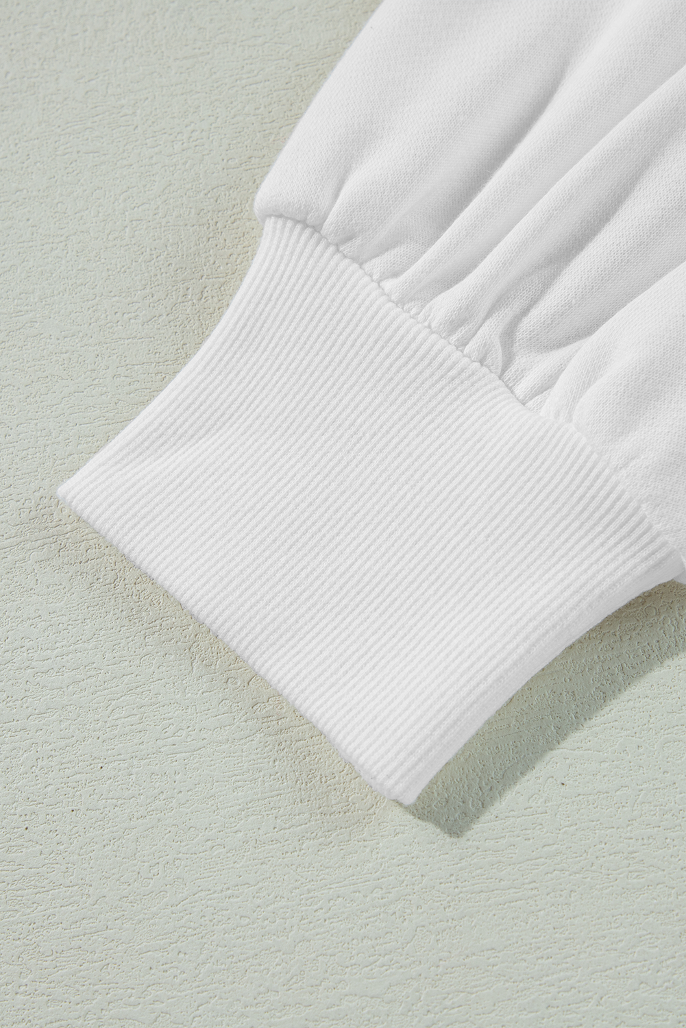 Sweat-shirt blanc à manches ballons avec imprimé BIRTHDAY QUEEN