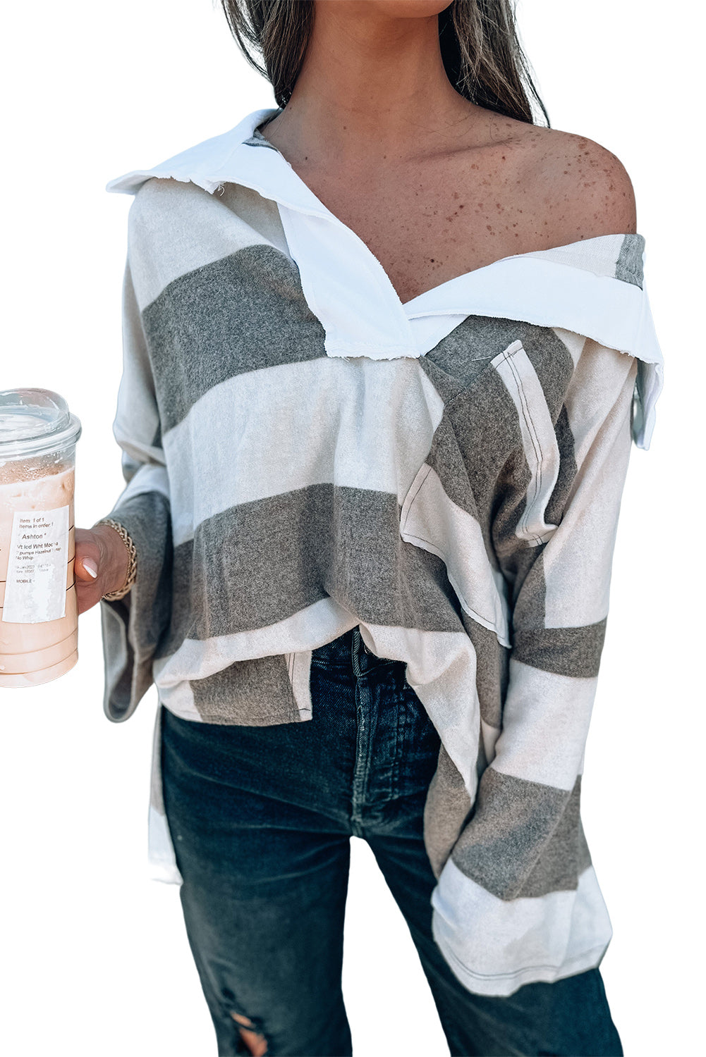 Haut à manches longues et col surdimensionné à rayures 